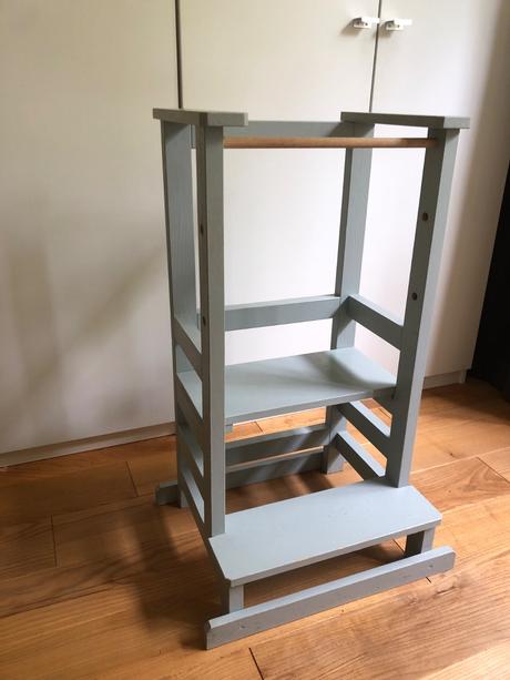 Učiaca veža nene z masívneho dreva, 