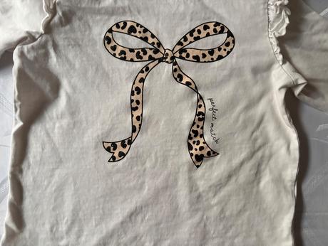 Krasne tricko s maslickou a volanikmi, h&m,110