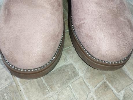 Dvakrát obuté ružové teplé čižmy, 37