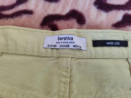 Svetlo zelené rifle bershka veľ.40, vysoký pás, bershka,40