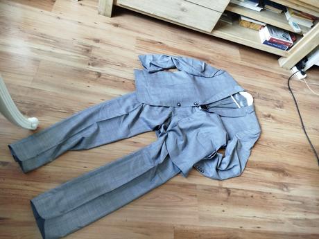 Blažek oblek c.54/56 pc 600eur, 54