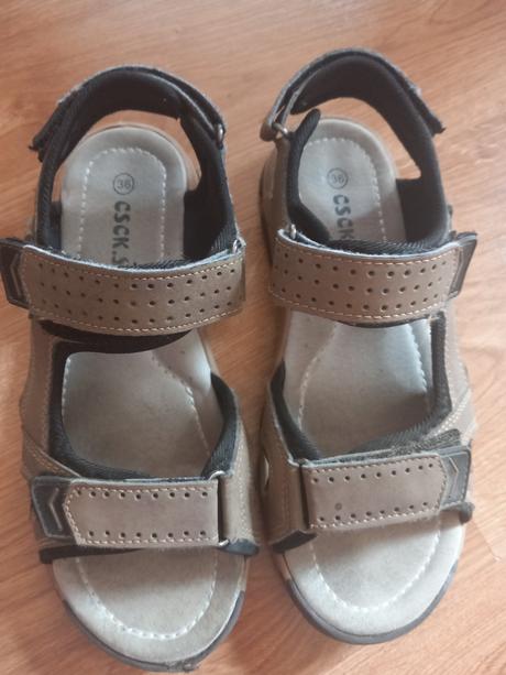 Sandálky, 36