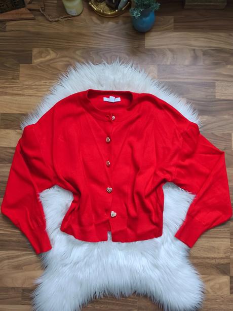 Dámsky štýlový svetrík s gombíkmi srdiečka, amisu,l