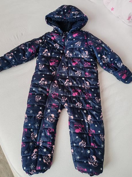 Overal na zimu, disney,98