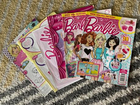 Barbie časopisy a plagáty, 
