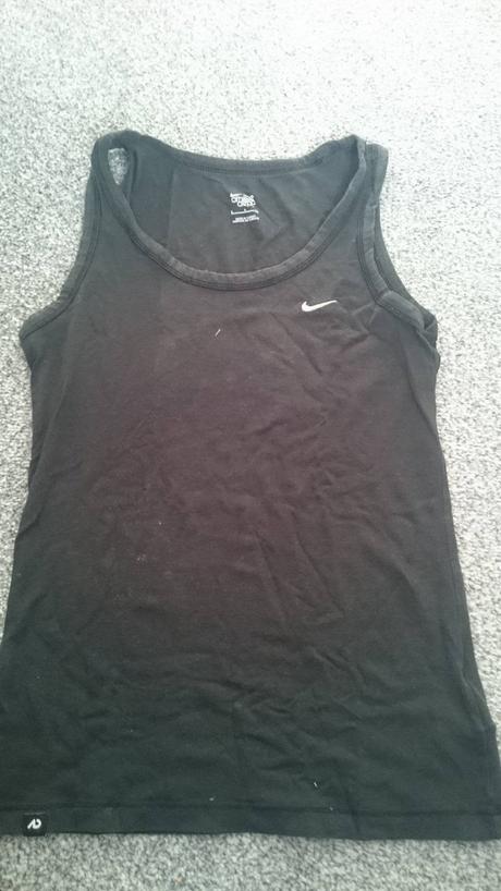 Nike tielka 9druhov/kupa po kuse, nike,m