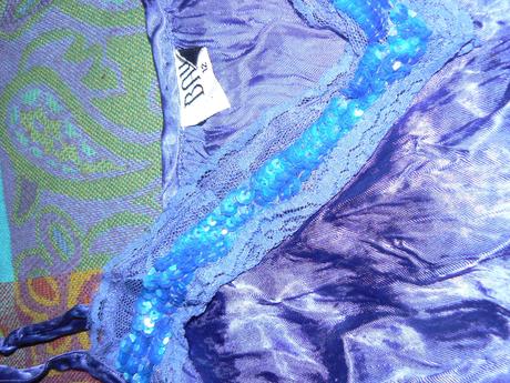 Modrofialový top, m