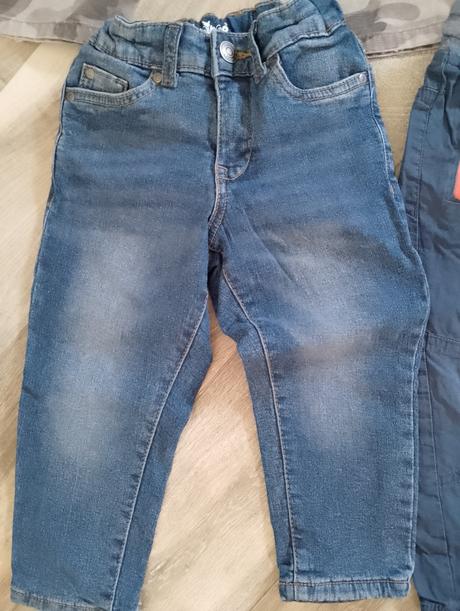 Rôzne nohavice, lupilu,92