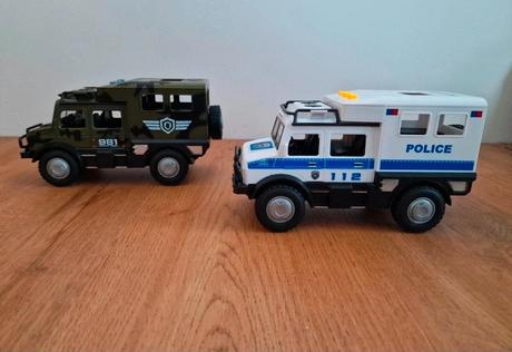 2 x autíčko na baterky, 