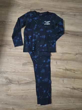 Pyžamo, reserved,134