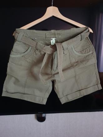 Krátke nohavice xl, 46