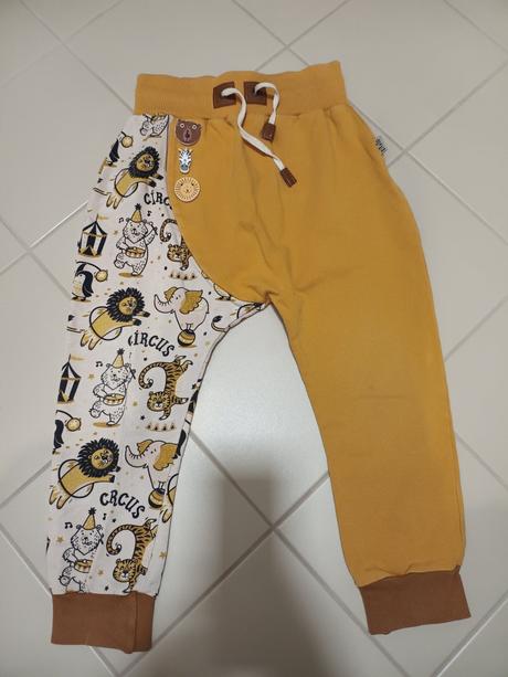 Tepláky zvieratkove, 110