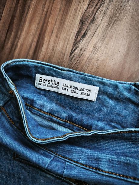 Riflové šortky, bershka,l