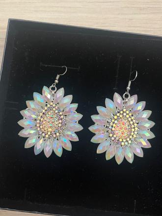 Nove visiace naušnice šperk handmade s krabičkou,