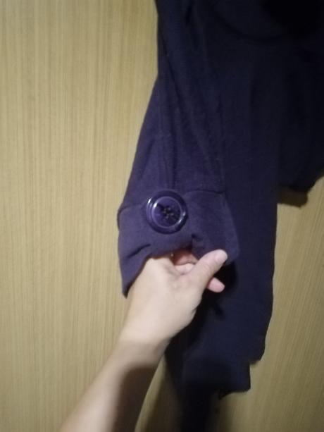 Dámsky pulovrik z krátkymi,