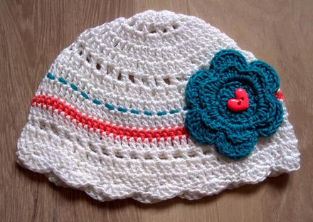 Dievč. čiapočka 6-9 mes., 74