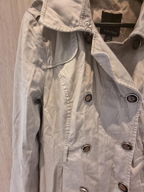 Bledý jarný kabát, amisu,l