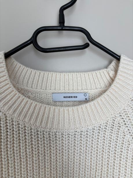Sveter - s, reserved,m