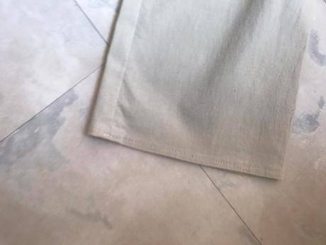 Nohavice s vysokým pásom, 36