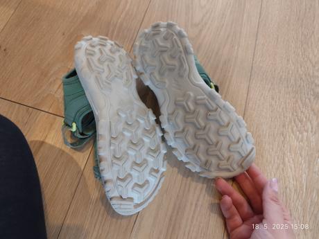 Sandále, quechua,32