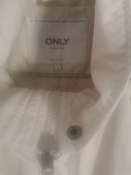 Prechodna vetrovka, only,s