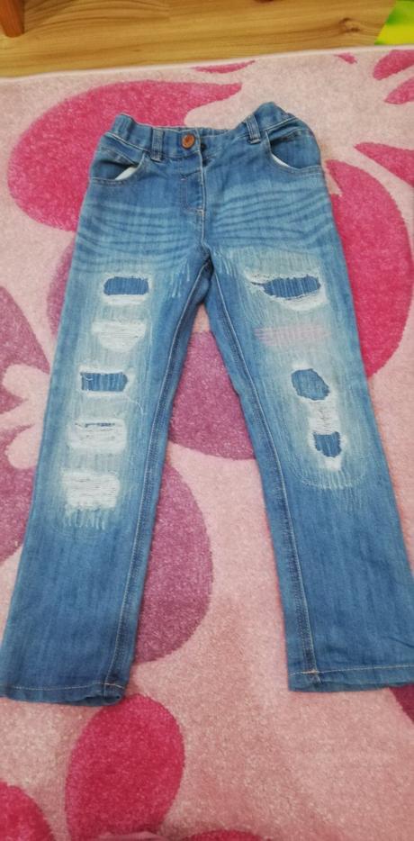 Roztrhané rifle next, next,116