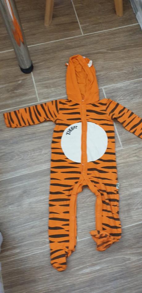 Overal č.86, disney,86