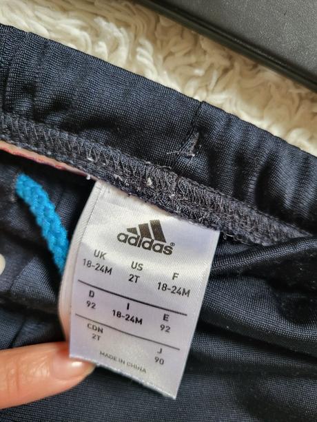 Adidas 3t 2.5e vysuchane na kolenach, adidas,92