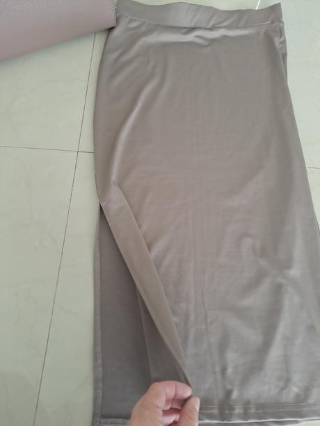 Moderná sukňa, gate,s