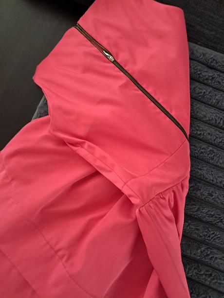 Dievčenské šaty, 36