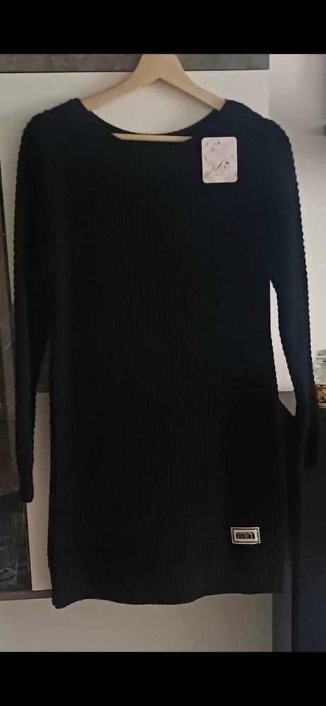 Predĺžený pulóver, 