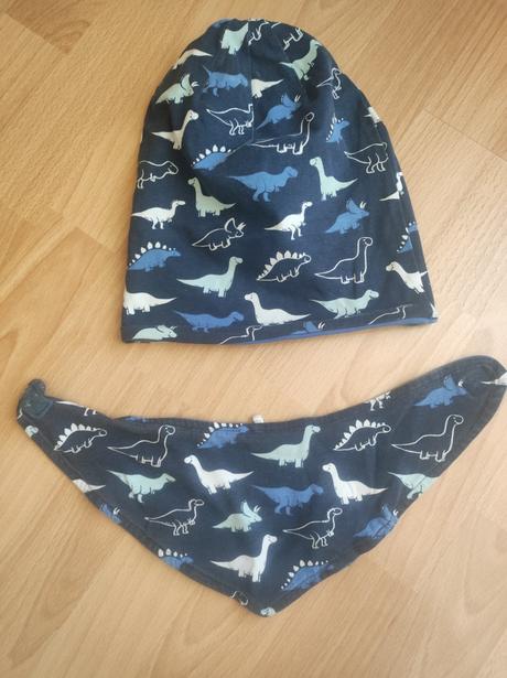 Čapica a nákrčník, 116