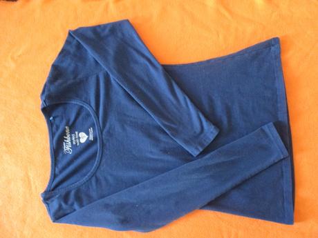 Tmavomodre tricko s dlhym rukávom zn fishbone, mad, fishbone,s