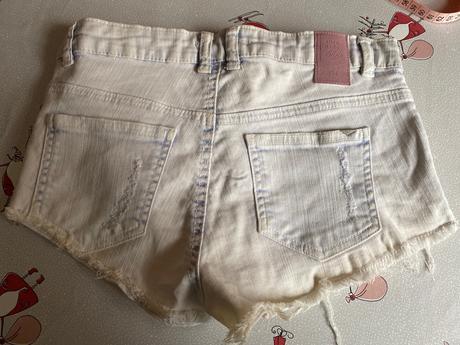 Šortky berska xs, bershka,xs