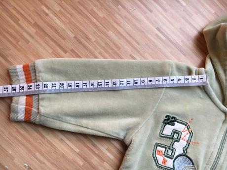 Velurova supravka, 68