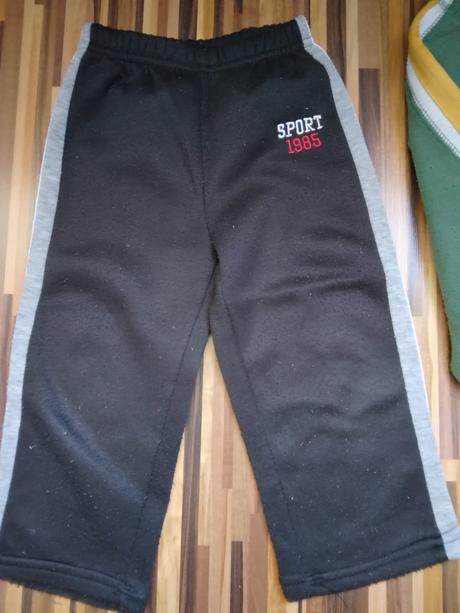 Hrubšie tepláky, pepco,92