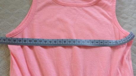 Tielkove ružové saty, 110