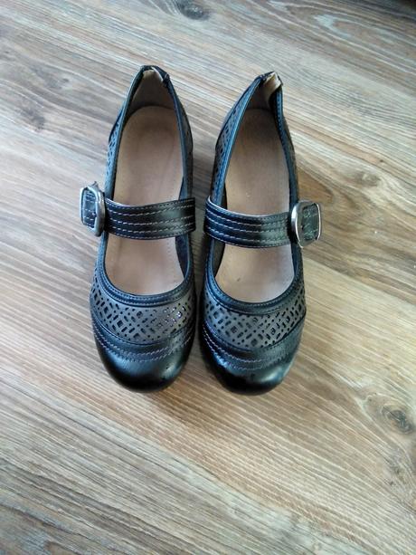 Kožené poltopánky, 37