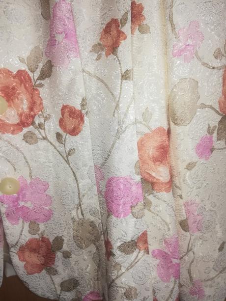 Elegantný kostým - sako, nohavice, top, 42