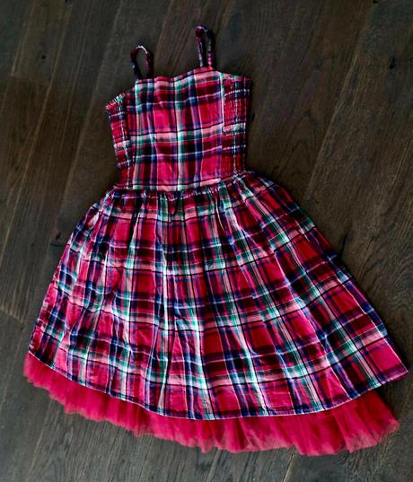 Nadherne vianocne saty s bohato riasenou suknou, lindex,164