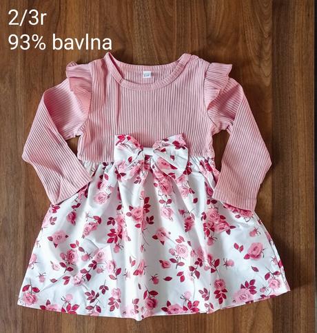 Šaty 2-3r a capacky 6/12m, 92