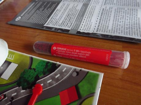 2x náučná hra - planéty a kométy, vulkány - 8+,