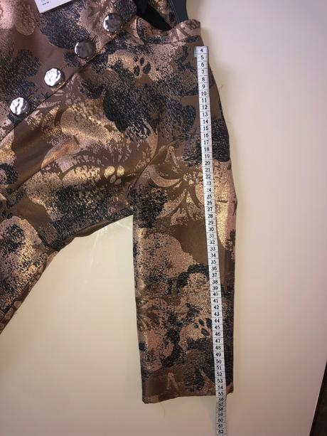 Spoločenské luxusné šaty, 34