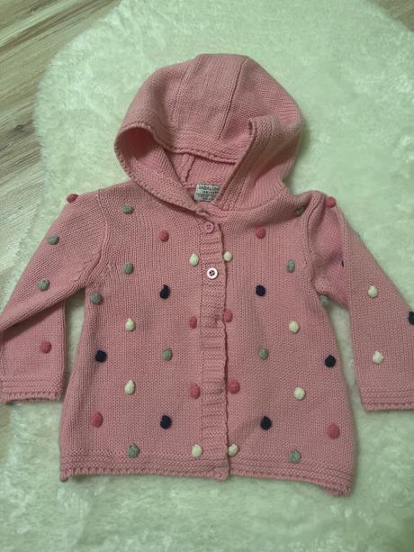 Svetrik, babaluno,74