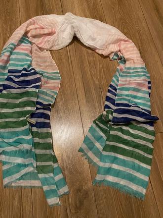 Zelenoruzova šatka, 