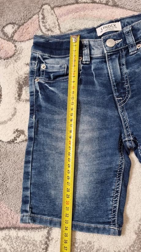 B3513 šortky, lindex,128