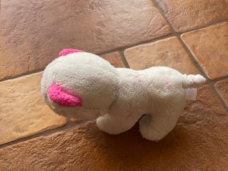 Biele plyšové zvieratko,