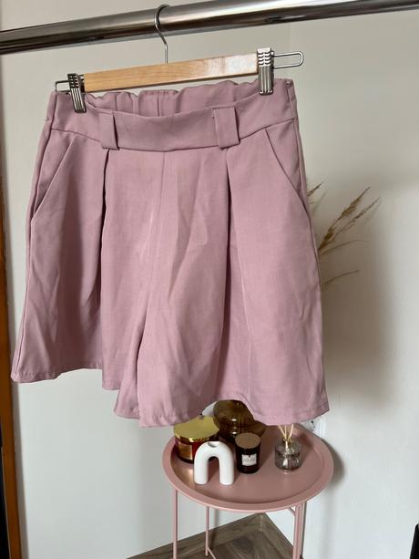 Dámske kratasy / šortky, 