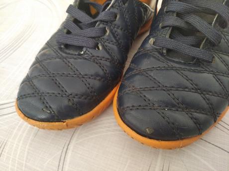 Halovky, umbro,30