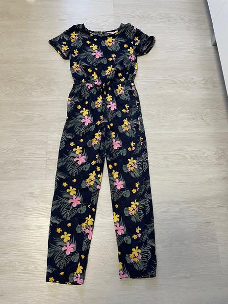 Dievčenský overal., alive,134